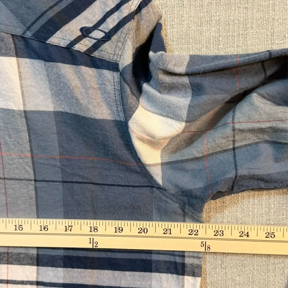 Oakley Men’s Plaid Button Down Shirt Large Blue White Cotton Regular Fit FA16 - Picture 5 of 10